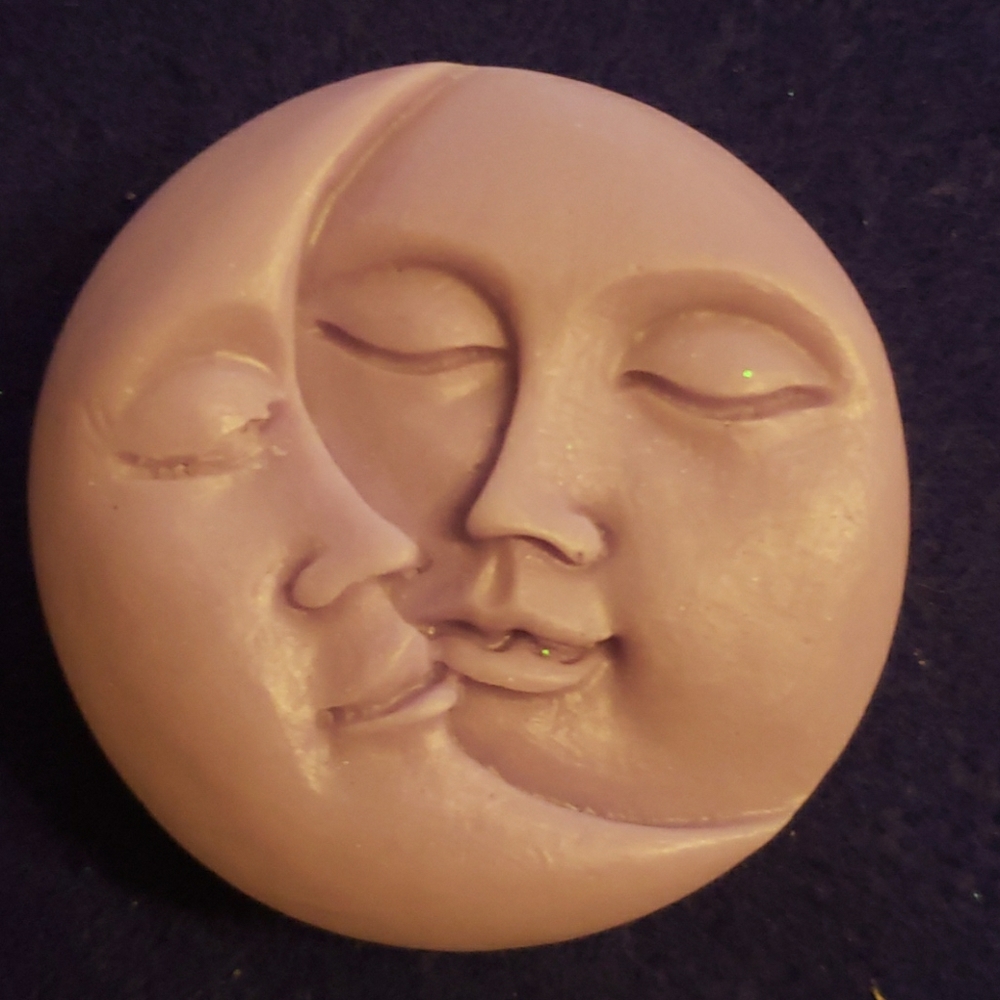 Luxury Hand poured soap Vanilla rose & calendula